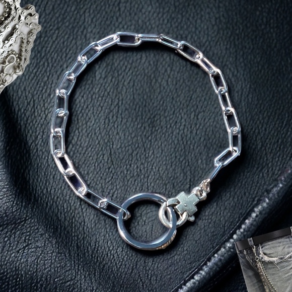 Choker Paper Clip Link Choker/Cross - Picture 4 of 4